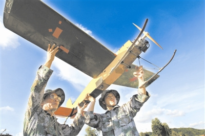军用靶机舵机_射击训练用靶机无人机转向舵机装置-万至达电机